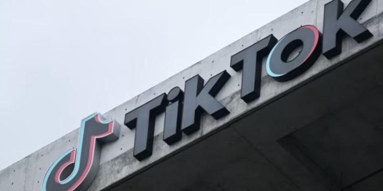 Zbardhet VKM-ja për mbylljen e TikTok në Shqipëri, zgjat deri në momentin që kompania vendos filtra