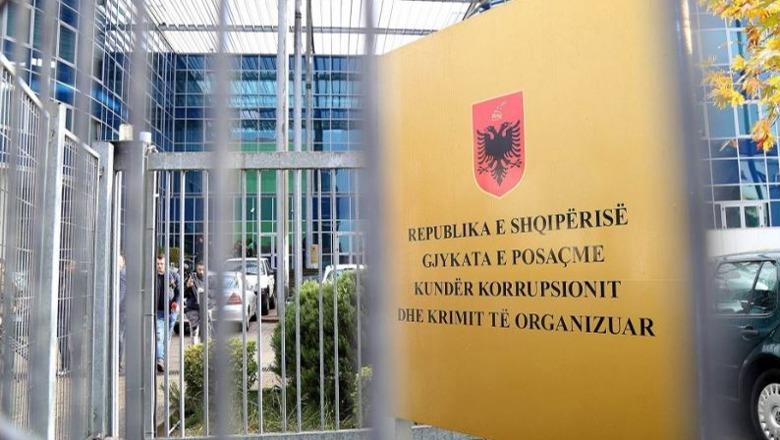 Arrestohet ish- drejtori i paraburgimit në Vlorë Zambak Gjoni, mister arsyeja