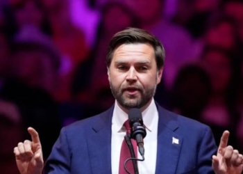 “Ne, idiotët e dobishëm të Putinit”, flet kushëriri i Vance që luftoi në Ukrainë, dënon sjelljen ndaj Zelenskyt