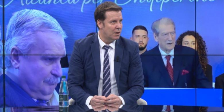 Zgjedhjet e 11 majit, analisti: Rama me metodën që ka ndjekur maksimizon votën, koalicioni i Berishës me personazhe të vegjël