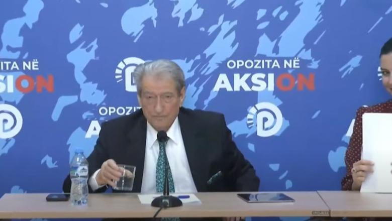 Pasi i dështoi skema për bojkot të mësimit, Berisha vijon me qëndrimet qesharake: Fëmijët të protestojnë për mbylljen e TikTok