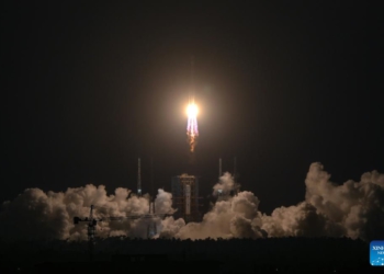 Lëshohet sateliti i ri i teknologjisë së komunikimit