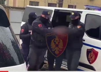 Mes të arrestuarve edhe trajneri i ekipit ‘Bistrica’, dalin detaje për operacionin në Sarandë
