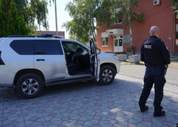 Dhunoi dhe kërcënoi me jetë bashkëshorten, arrestohet 38-vjeçari në Dibër