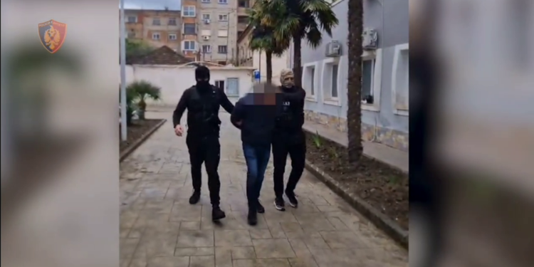 I dënuar në Itali me 8 vjet burg për trafik droge, 40-vjeçari Arjan Rrokaj arrestohet në Vlorë