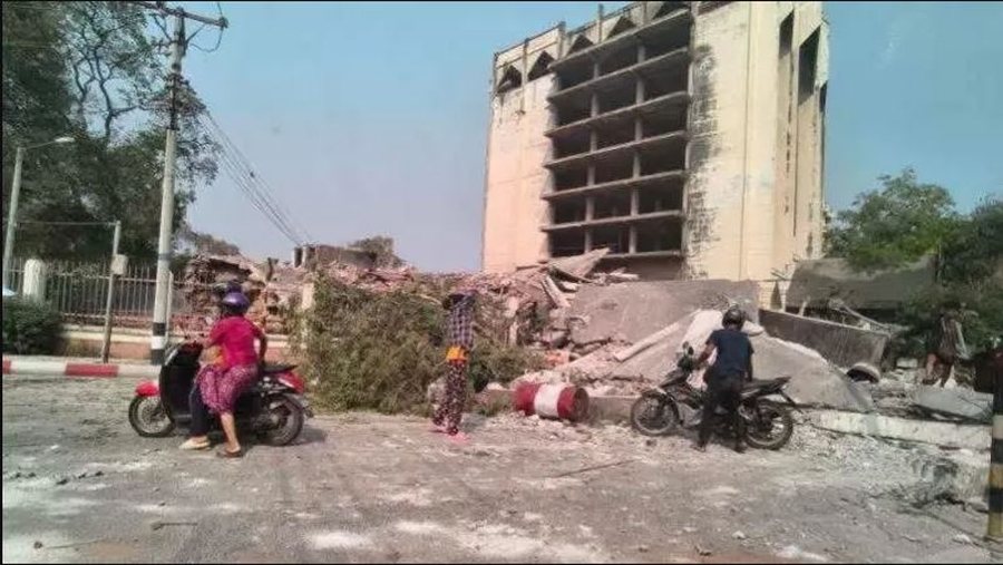 Tërmeti i fuqishëm shemb xhaminë në Mianmar, paralajmërohet katastrofë me mijëra viktima dhe dëme