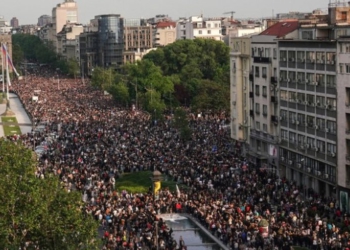 Protesta të reja në Serbi, bllokohen rrugët në qytete të ndryshme