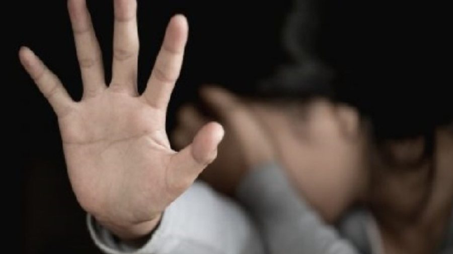 Ngacmoi seksualisht 14-vjeçaren, arrestohet 63-vjeçari në Fier