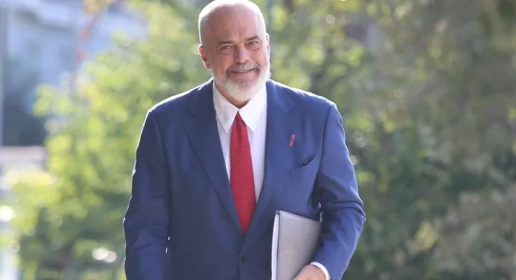 6 orë në Pallatin e Brigadave/ Mbaron mbledhja maratonë, çfarë ndodhi në takimin e Ramës me ministrat dhe drejtuesit e qarqeve