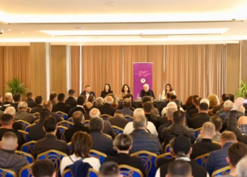 Spiropali prezanton kandidatët në Kavajë, Rrogozhinë dhe Kamëz: Ekip fantastik!