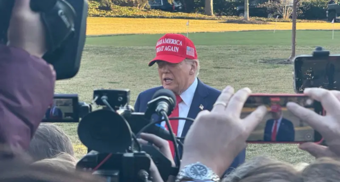 Trump me gazetarët: Zelensky e kaloi kufirin/ Presidenti amerikan: SHBA dëshiron paqe, jo një luftë të pafund