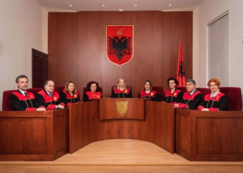 Gazetari: SPAK përgjoi 15 ditë anëtarët e Gjykatës Kushtetuese, ja arsyeja!