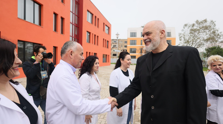 Gjimnazi i ri “Naim Frashëri”, në Durrës/ Rama: Shkolla e re, në funksion të 850 nxënësve