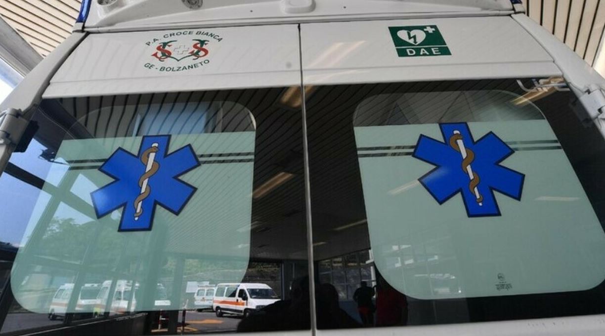 Aksident i rëndë në aksin Shkodër-Koplik/ Makina përplaset me ambulancën, humb jetën 55-vjeçari