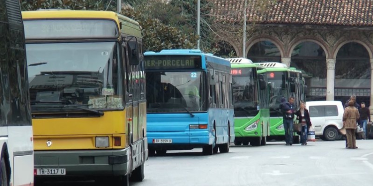 Policia e Tiranës kalon në filtrin e alkoolit, 167 drejtues të automjeteve të transportit publik