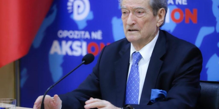 “Luli, zhabat dhe bretkosat…”, Berisha: Rama po më kopjon programin! Ka frikë nga sondazhet sepse…