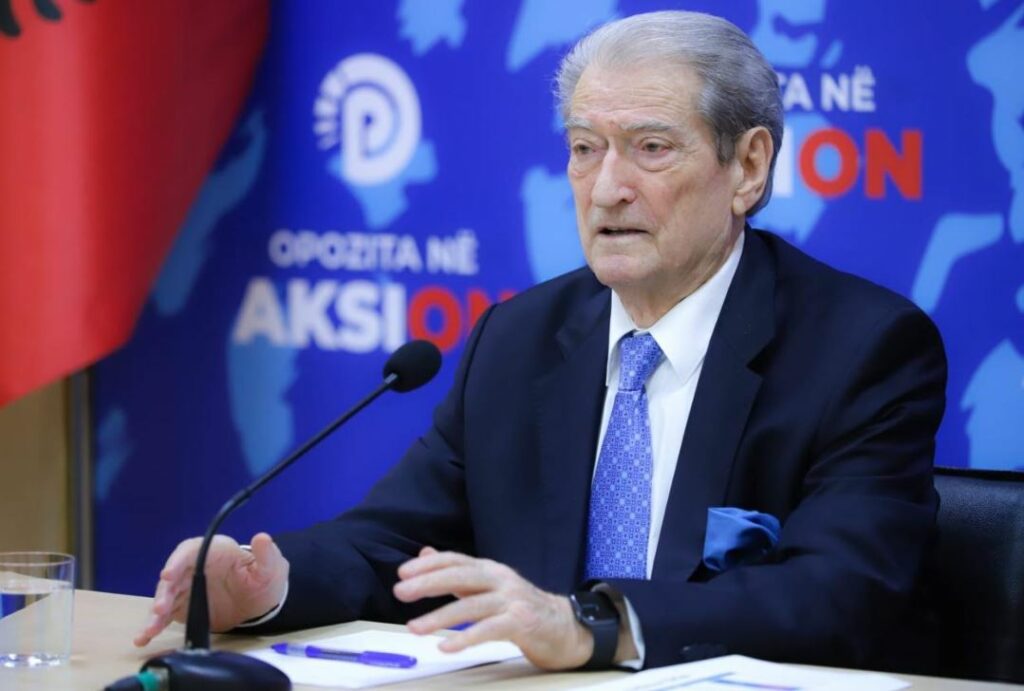 “Luli, zhabat dhe bretkosat…”, Berisha: Rama po më kopjon programin! Ka frikë nga sondazhet sepse…