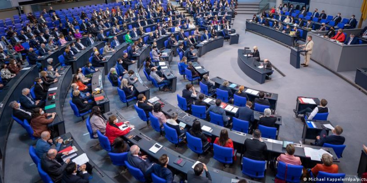 Konstituohet parlamenti federal në Gjermani, Bundestagu zgjodhi me shumicë dërrmuese presidenten e re Julia Klöckner