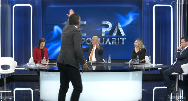 VIDEO / “Histerike, ik pir**u!”/ Andi Bushati sherr me Klodiana Lalën, largohet nga studio