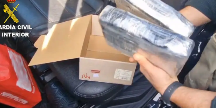 Kapen duke transportuar kokainë me taksi, arrestohen dy shqiptarë në Spanjë