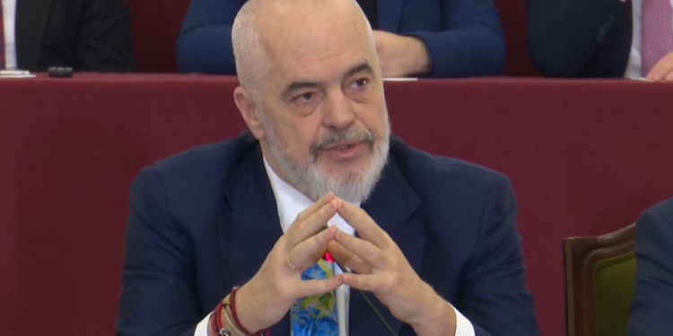 LIVE! Rama mbledh Grupin Parlamentar: Zgjedhjet e 11 Majit nuk janë të zakonshme
