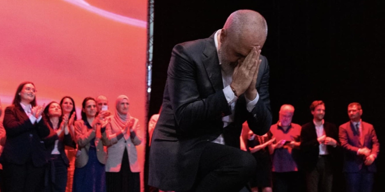 Rama sërish në Greqi, sot takim me diasporën shqiptare në Kretë, nesër në Athinë