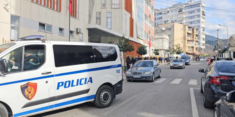 Marrëdhënie seksuale me të miturën, arrestohet 25 vjeçari