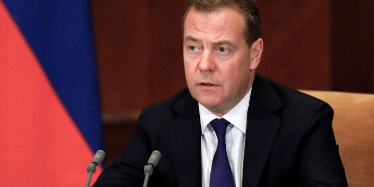 Çudit Medvedev: Rusia dhe Amerika janë në dhomën e ngrënies, Kievi është pjata kryesore