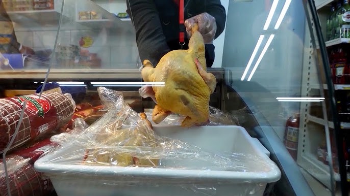 Tiranë, 7.8 ton mish pule me salmonelë, shpallet në kërkim administratori i kompanisë