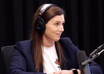 “Je bërë shumë herë meme”/ Bora Muzhaqi: Duan të rinj në politikë, por sa del një mundohen ta ulin