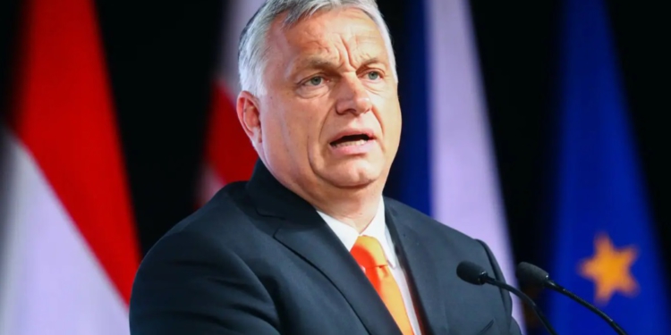 “Keni 72 orë të pajiseni me ushqimet bazë”, Orban reagon ndaj thirrjes së BE: Brukseli po përgatitet për luftë