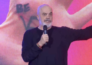 “Voto numrin 5 në 11 maj”/ Rama: Të ndezim yllin e Shqipërisë në qiellin e Europës së Bashkuar
