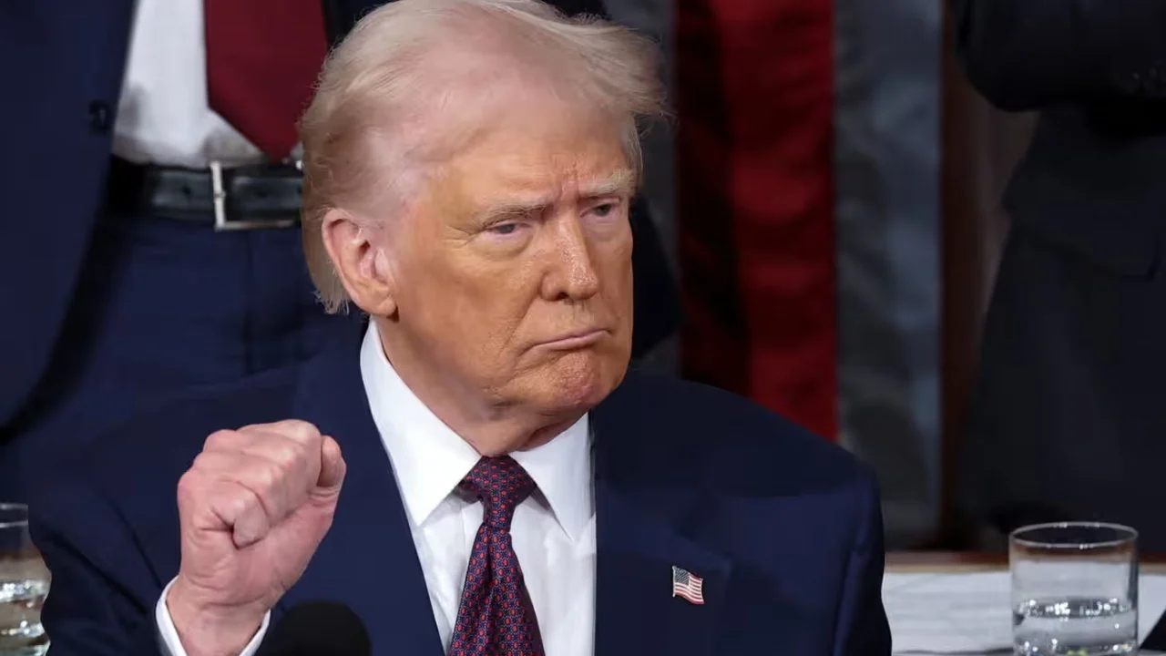 Nuk ndalet Trump, paralajmëron sanksione dhe tarifa për Rusinë deri në arritjen e marrëveshjes së paqes