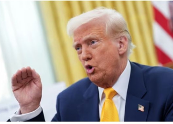 Përkeqësohet shitja e aksioneve në SHBA, Trump minimizon shqetësimet për tarifat