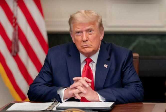 Administrata e Trump mund të ndalojë hyrjen në SHBA për qytetarët e 41 vendeve të botës