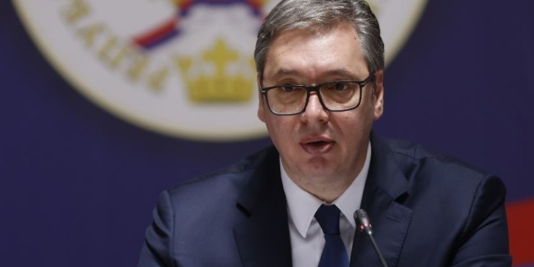 “Nuk guxon të hyjë në Pirot!”/ Qyteti serb shpall “non grata” Aleksandër Vuçiç