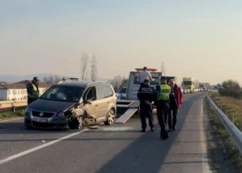 Aksident tragjik në autostradën Milot-Morinë, humbin jetën dy persona