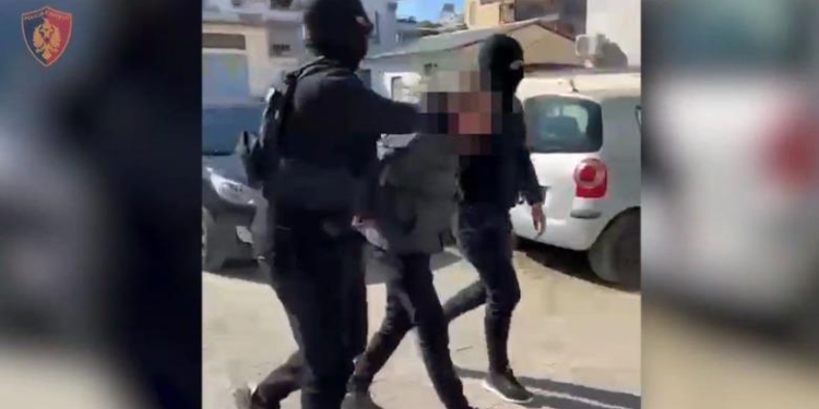I kërkuar për grup kriminal të trafikut të qenieve njerëzore, arrestohet egjiptiani në Durrës