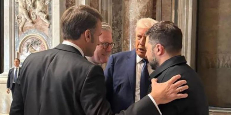 Lufta drejt fundit? Macron reagon pas takimit Trump-Zelensky në Vatikan: Ukraina është gati për armëpushim pa kushte  