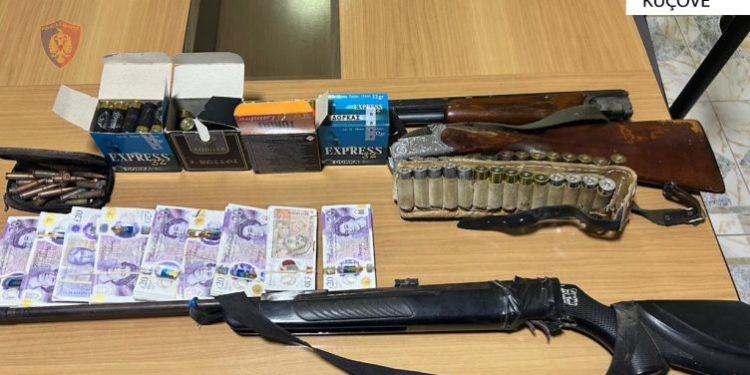 Disa vite hetime, “Kultivimi” prangos 1 person në Berat, 2 në kërkim! Sekuestrohen mijëra paund, armë dhe lëndë narkotike
