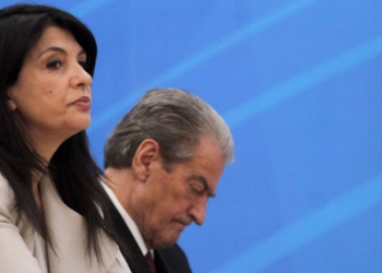 Kontradiktat e Berishës: Mbronte Jozefina Topallin kur kandidonte kundër PD në 2021-shin, ndërsa sot cilëson si “në shërbim të Ramës” ata që nuk futen te lista e tij dhe e Metës    