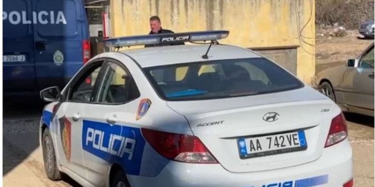 Pa asnjë kontakt prej 11 ditësh, motra e alarmuar denoncon në policinë e Korçës: Më është zhdukur vëllai!