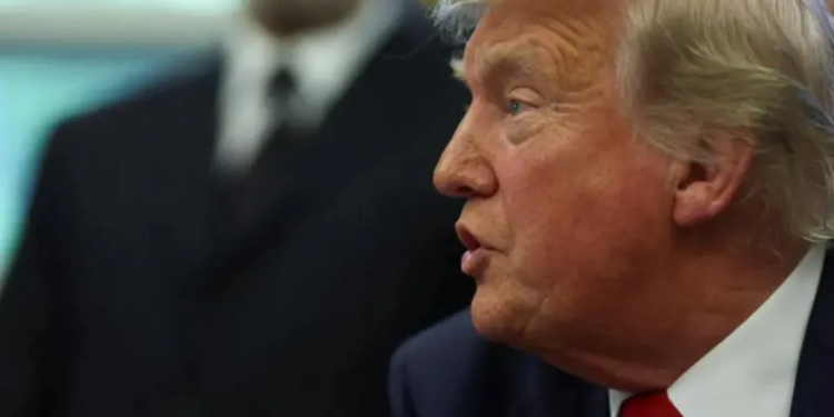 Sulmet ruse në Kiev, Trump i ‘soset’ durimi me liderin e Kremlinit: Vladimir, stop!