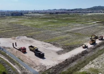 Vijon puna për ndërtimin e Akademisë së Futbollit Dyrrah City, Rama ndan pamjet nga punimet