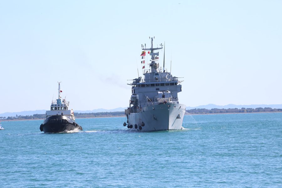 Mbërrin në Shëngjin “Libra” me 40 emigrantë, anija i dhurohet Shqipërisë