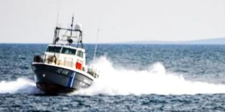 Tensione në ujërat greke, qëllohet me armë zjarri nga anije turke e emigrantëve! Zbardhet dinamika