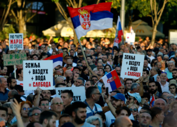 “Thjesht biznes”/ Pakti ‘djallëzor’ BE-Vuçiç në kurriz të serbëve!