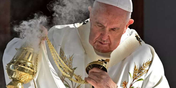Një proces shekullor i veshur me mister… si zgjidhet Papa i ri?