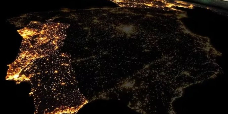 “Black-out” total! Spanja dhe Portugalia pa energji elektrike, gadishulli Iberik zhytet në terr