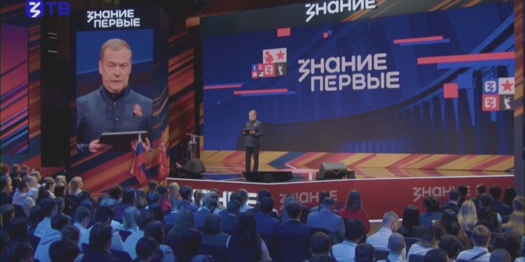 Rusia përgatitet të sulmojë NATO-n, Medvedev: Finlanda dhe Suedia janë targeti jonë